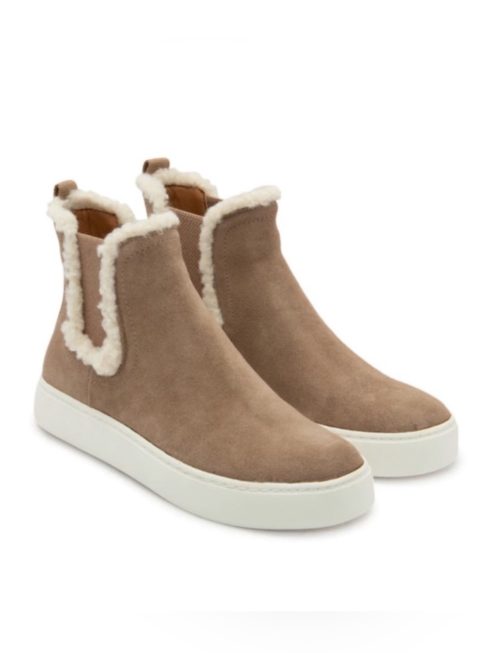 Lucky Brand Kichai Cozy Chelsea Boots Size 8